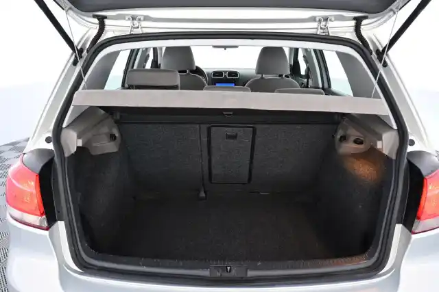 Hopea Viistoperä, Volkswagen Golf – YHO-888