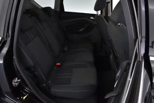 Musta Tila-auto, Ford C-Max – YHU-722
