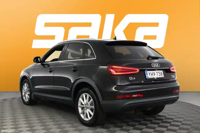 Musta Maastoauto, Audi Q3 – YHV-738