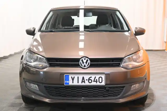 Ruskea Viistoperä, Volkswagen Polo – YIA-640