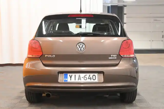 Ruskea Viistoperä, Volkswagen Polo – YIA-640