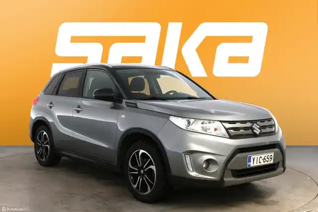 Harmaa Viistoperä, Suzuki Vitara – YIC-659