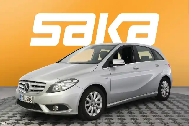 Harmaa Tila-auto, Mercedes-Benz B – YIE-503