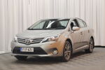 Harmaa Sedan, Toyota Avensis – YIF-631, kuva 4