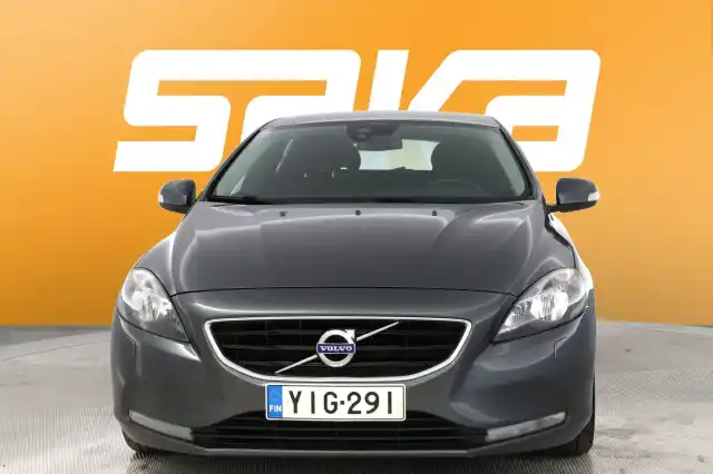 Harmaa Viistoperä, Volvo V40 – YIG-291