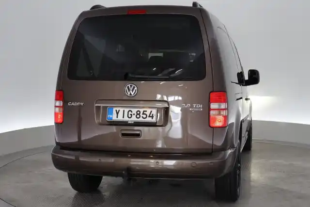 Ruskea (beige) Tila-auto, Volkswagen Caddy Maxi – YIG-854