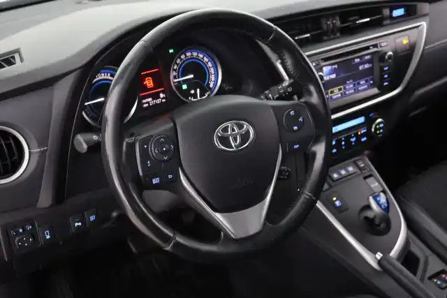 Punainen Viistoperä, Toyota Auris – YIH-165