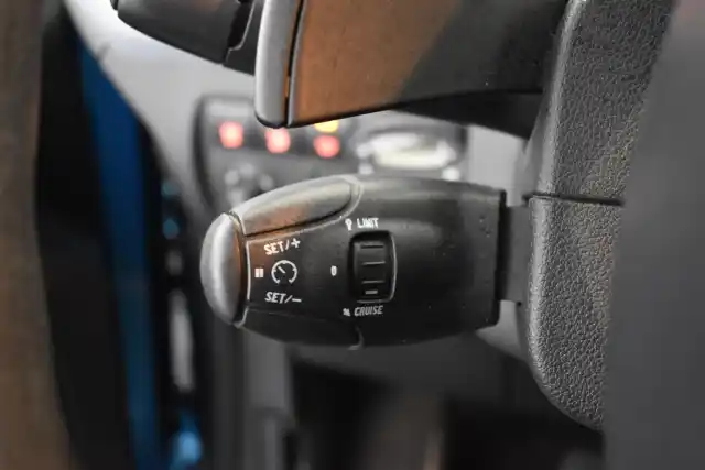 Sininen Tila-auto, Citroen Berlingo – YIJ-303
