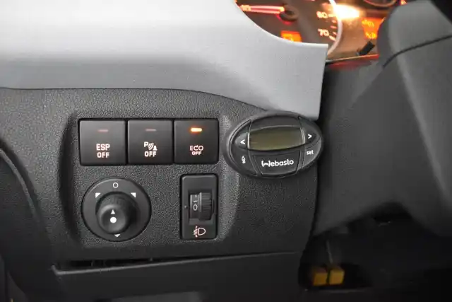 Sininen Tila-auto, Citroen Berlingo – YIJ-303