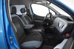 Sininen Tila-auto, Citroen Berlingo – YIJ-303, kuva 7