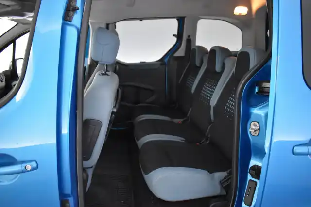 Sininen Tila-auto, Citroen Berlingo – YIJ-303