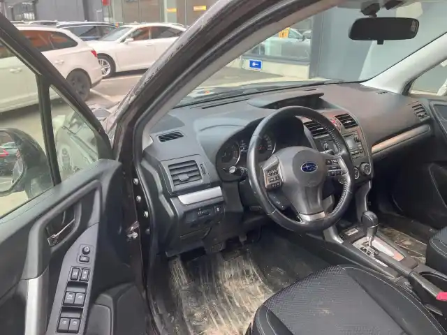 Punainen Farmari, Subaru Forester – YIM-333