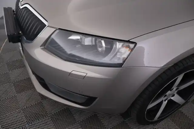 Beige Farmari, Skoda Octavia – YIM-531