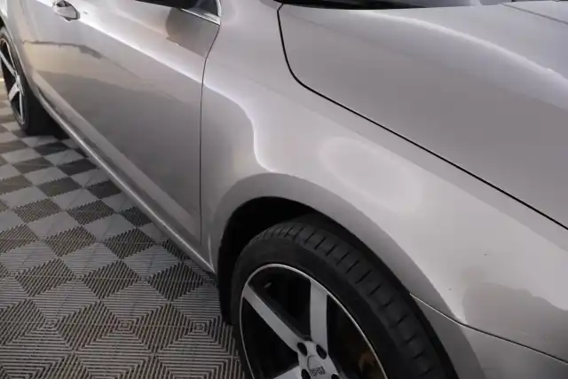 Beige Farmari, Skoda Octavia – YIM-531
