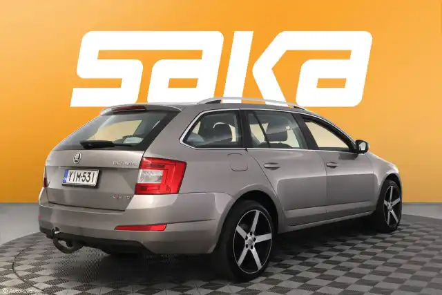Beige Farmari, Skoda Octavia – YIM-531