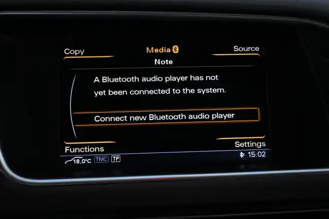 Sininen Maastoauto, Audi Q5 – YIN-439