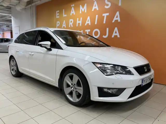 Valkoinen Farmari, Seat Leon ST – YIO-796