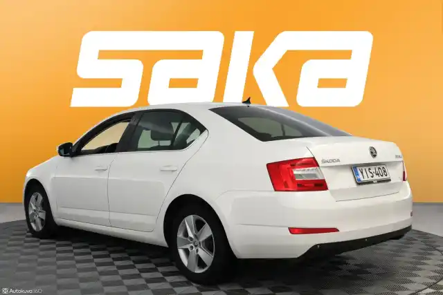 Valkoinen Viistoperä, Skoda Octavia – YIS-408