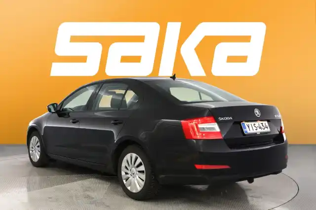 Musta Sedan, Skoda Octavia – YIS-434