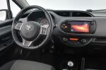 Valkoinen Viistoperä, Toyota Yaris – YIT-445, kuva 10