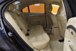 Sininen Sedan, Volvo S80 – YIU-242, kuva 9