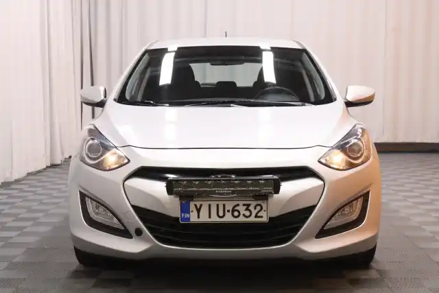 Hopea Viistoperä, Hyundai I30 – YIU-632