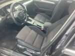 Musta Farmari, Volkswagen Passat – YIV-884, kuva 5