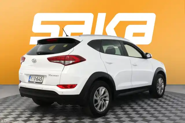 Valkoinen Maastoauto, Hyundai Tucson – YIX-645