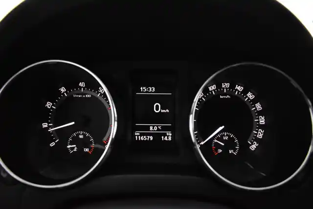 Harmaa Maastoauto, Skoda Yeti – YIY-622