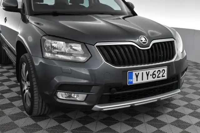 Harmaa Maastoauto, Skoda Yeti – YIY-622