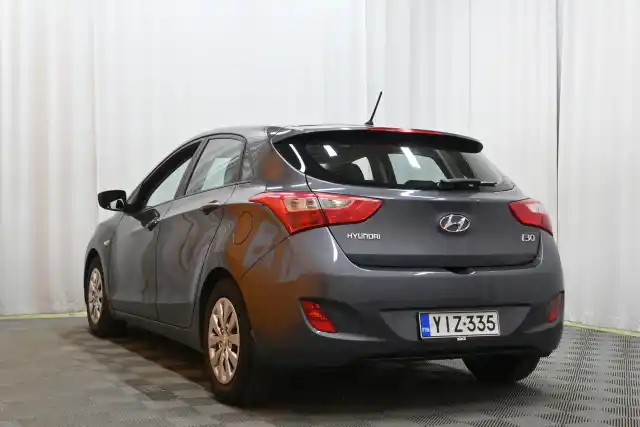 Harmaa Viistoperä, Hyundai I30 – YIZ-335