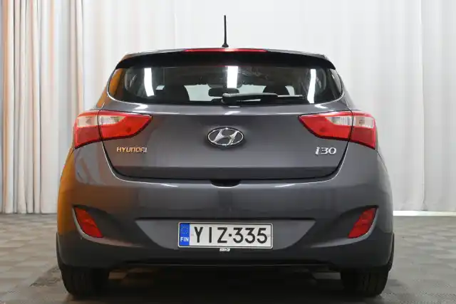 Harmaa Viistoperä, Hyundai I30 – YIZ-335