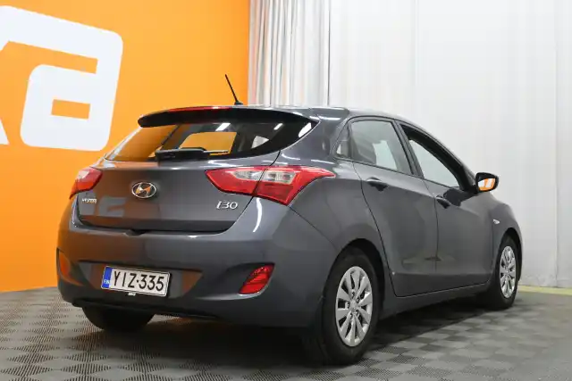 Harmaa Viistoperä, Hyundai I30 – YIZ-335