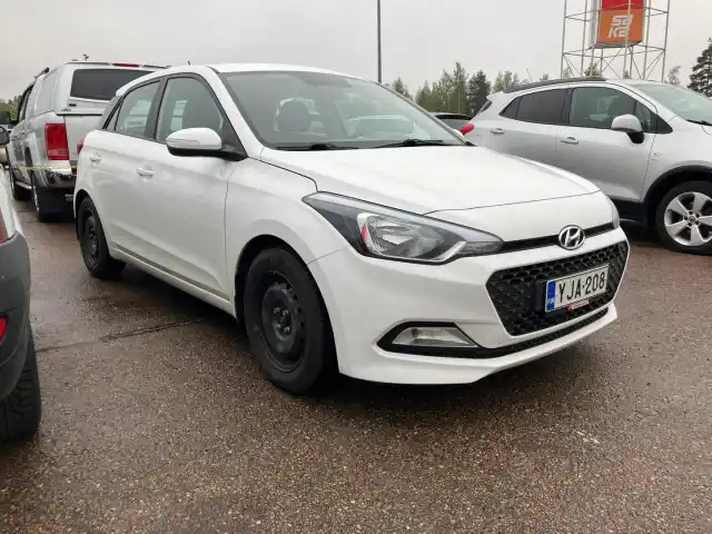 Valkoinen Viistoperä, Hyundai I20 – YJA-208
