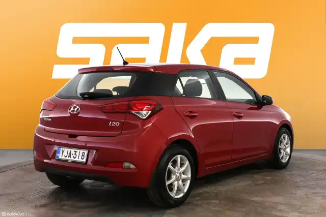 Punainen Viistoperä, Hyundai I20 – YJA-318