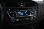 Punainen Viistoperä, Hyundai I20 – YJA-318, kuva 29