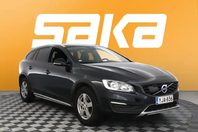 Harmaa Farmari, Volvo V60 Cross Country – YJA-836