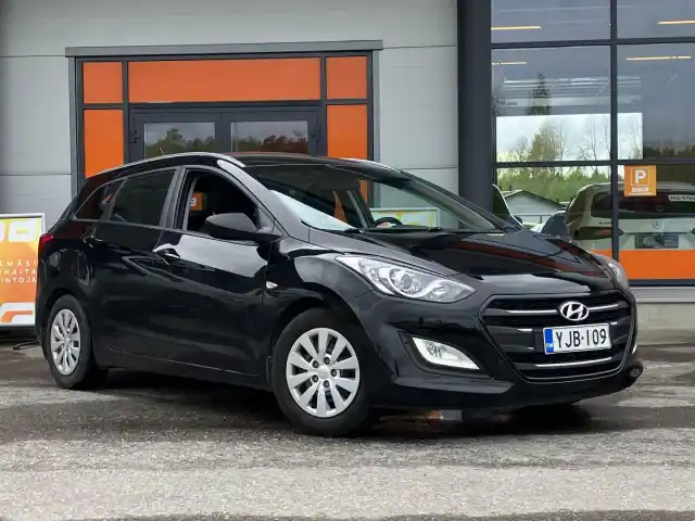 Musta Farmari, Hyundai I30 – YJB-109
