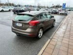 Ruskea (beige) Viistoperä, Ford Focus – YJB-818, kuva 3
