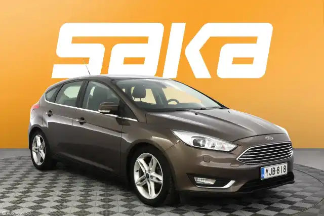 Ruskea Viistoperä, Ford Focus – YJB-818