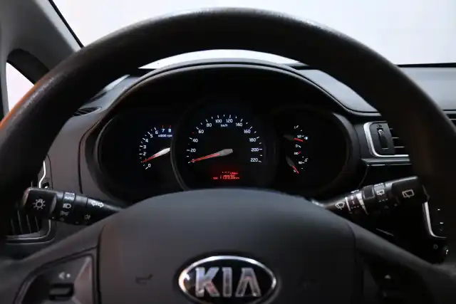 Hopea Viistoperä, Kia Rio – YJC-522