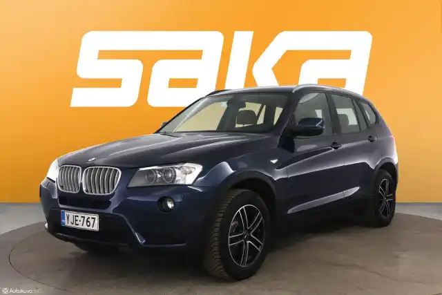 Sininen Maastoauto, BMW X3 – YJE-767