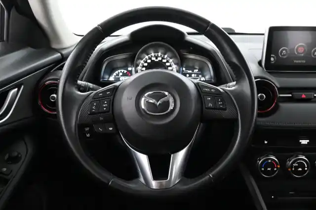 Harmaa Maastoauto, Mazda CX-3 – YJE-933