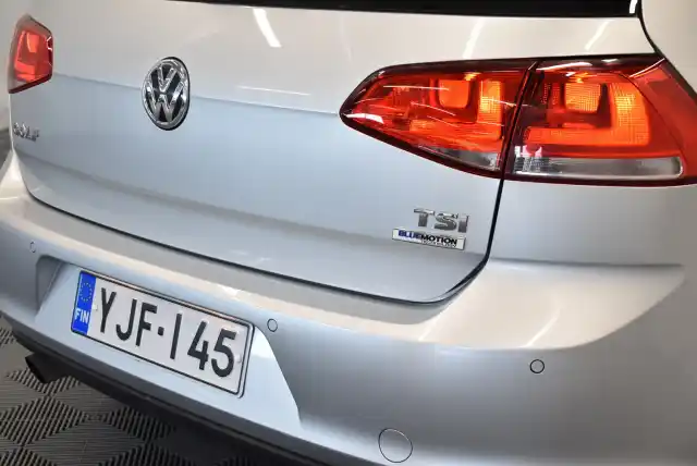 Hopea Viistoperä, Volkswagen Golf – YJF-145