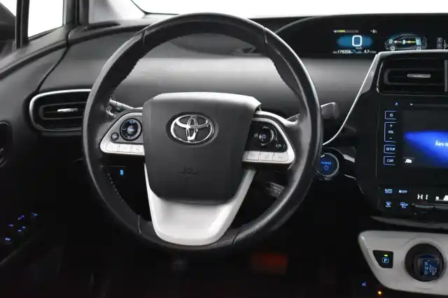 Hopea Viistoperä, Toyota Prius – YJF-610