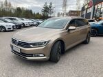 Keltainen Farmari, Volkswagen Passat – YJG-758, kuva 2
