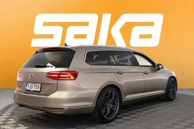 Keltainen Farmari, Volkswagen Passat – YJG-758