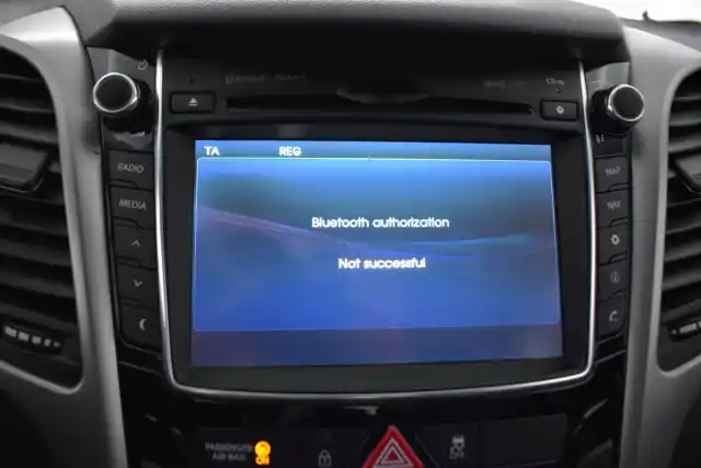 Hopea Farmari, Hyundai i30 – YJG-777