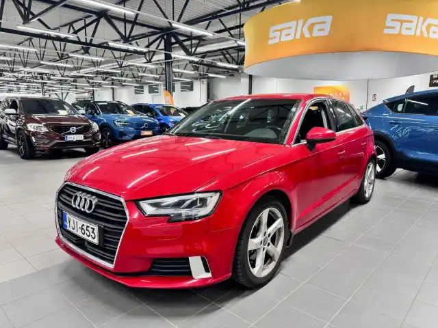 Punainen Viistoperä, Audi A3 – YJI-653
