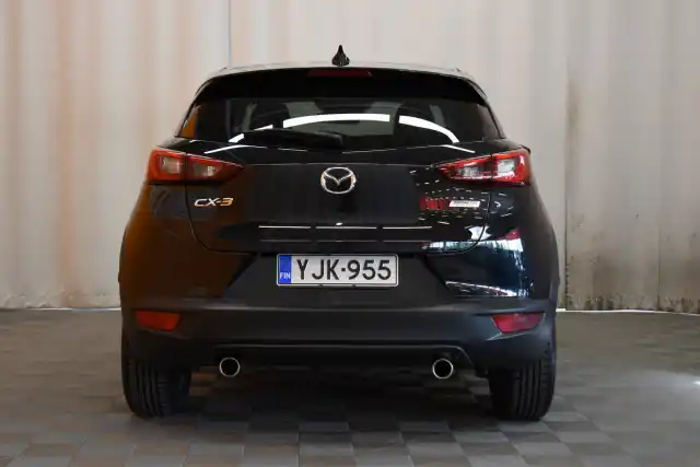 Musta Maastoauto, Mazda CX-3 – YJK-955